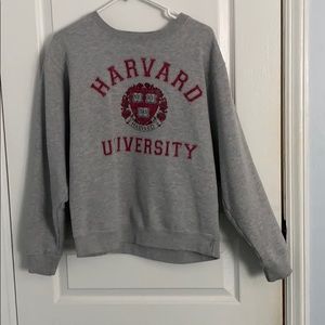 Gray Harvard screw neck